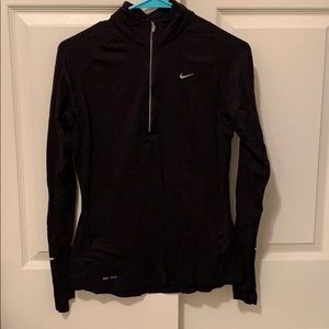Nike sports 1/4 zip
